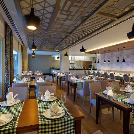 Hotell Papillon Ayscha &